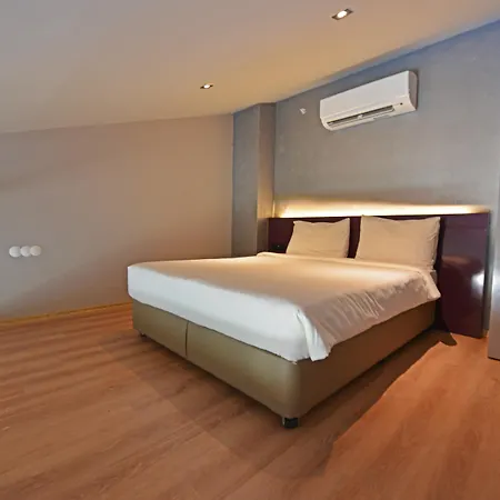 Mirage World Hotel-3